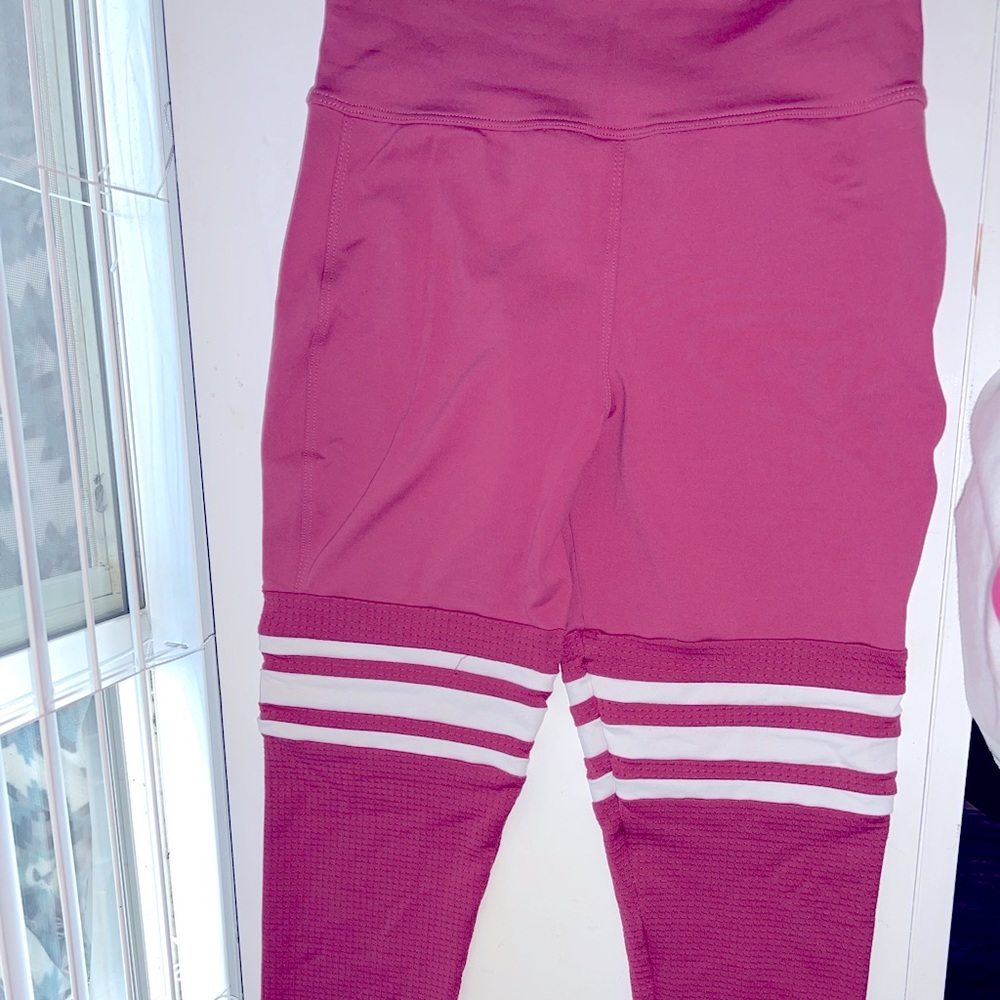 Bombshell Sportswear S Pink Leggings